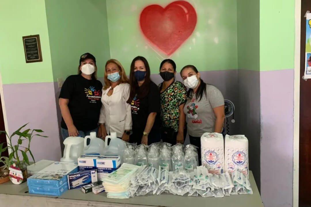 Apoyo con insumos médicos El Furrial, Monagas. 27-04-2023.